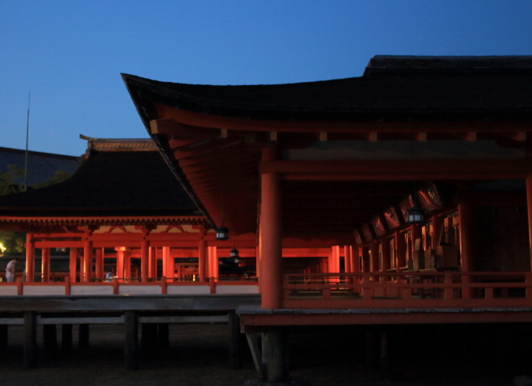 安芸の宮島　厳島神社